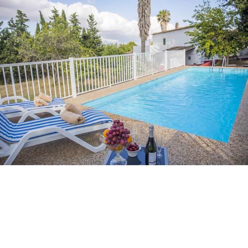 Alzina Living, Villa Es Muntant. Privacy and chill in the countryside of Palma.