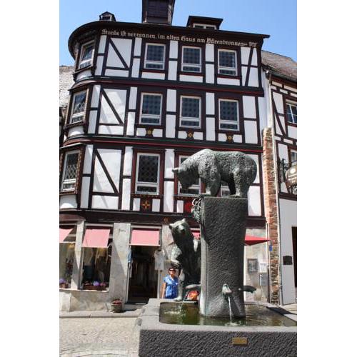 Am Bärenbrunnen