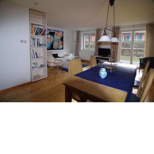Am Dornenhaus 10