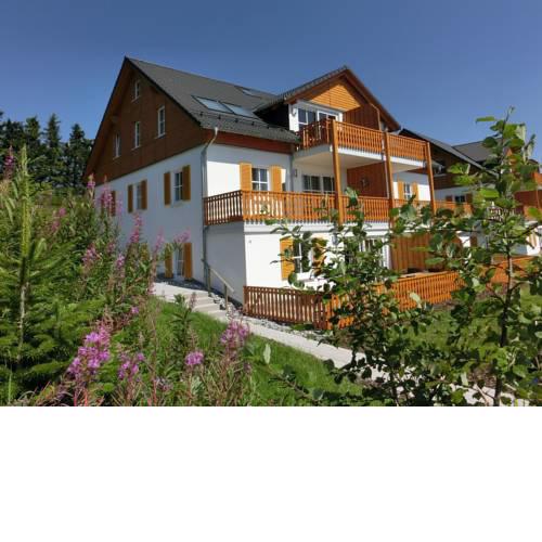 Charming Apartment in Neuastenberg with Garden
