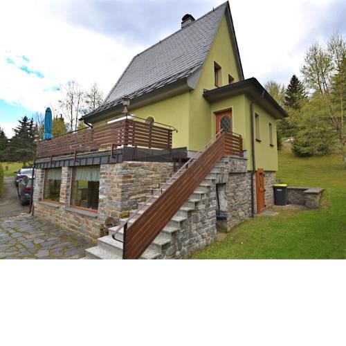 Cozy holiday home with Sauna in Wildenthal Saxony