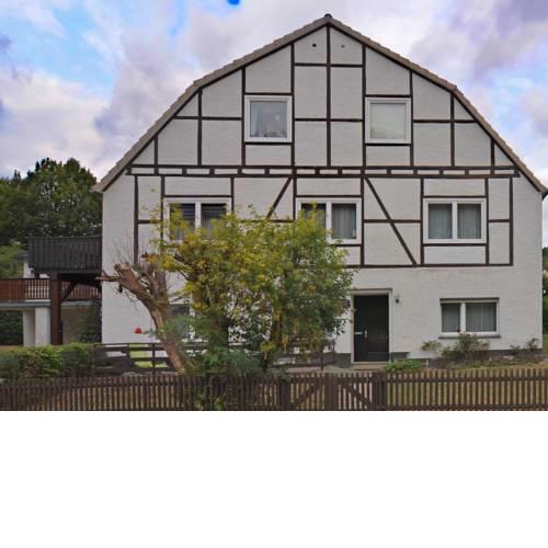 Cozy Apartment in Marsberg Sauerland with Lawn