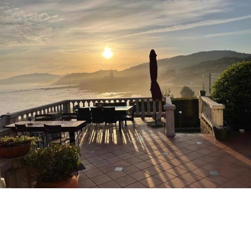 Amanecer en o mar, casa en Baiona con piscina