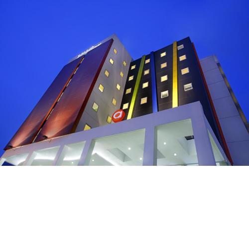 Amaris Hotel Bekasi Barat