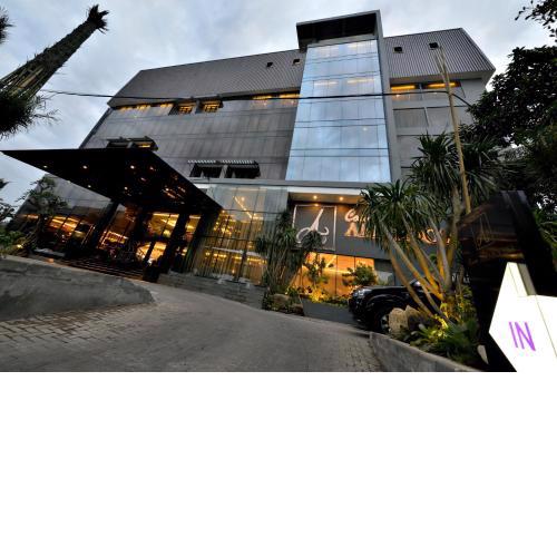 Amaroossa Cosmo Jakarta