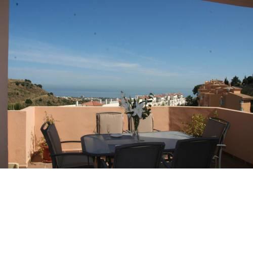 Amazing 2 bed apartment with sea views Mijas Costa IR54