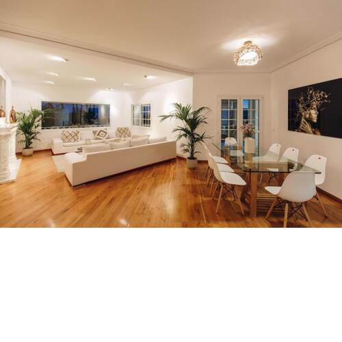 Amazing 6 bedrooms villa close to Ibiza city center