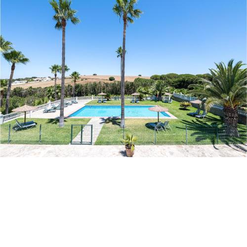 Amazing apartment in Barbate with Outdoor swimming pool, WiFi and 1 Bedrooms