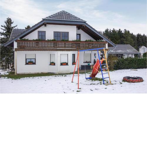 Amazing apartment in Bongard with WiFi and 3 Bedrooms