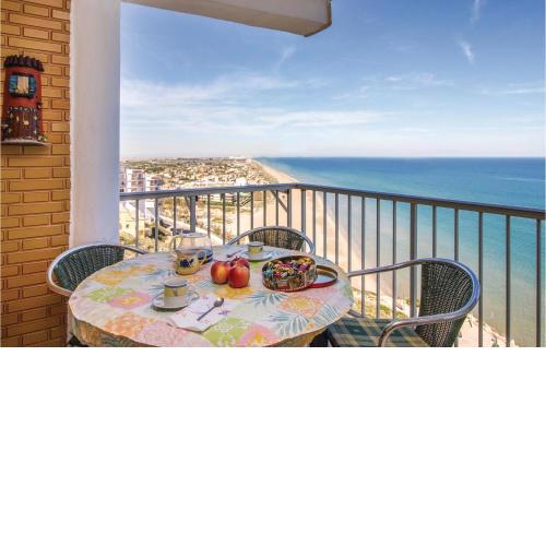 Amazing apartment in El Faro de Cullera with Outdoor swimming pool, Outdoor swimming pool and 2 Bedrooms
