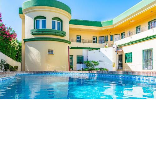 Amazing apartment in Estepona with Outdoor swimming pool, WiFi and 2 Bedrooms