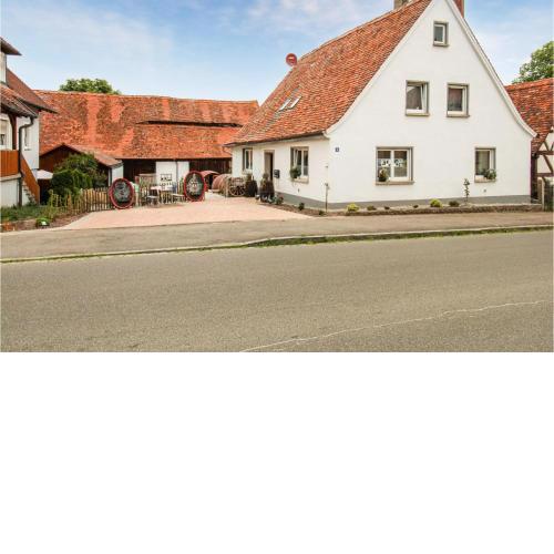 Amazing apartment in Ipsheim with WiFi and 2 Bedrooms