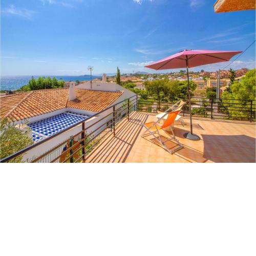 Amazing apartment in Isla Plana with 3 Bedrooms