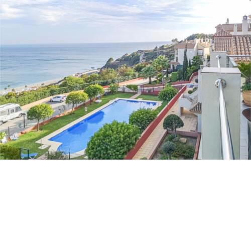 Amazing apartment in Manilva with Outdoor swimming pool, Outdoor swimming pool and 3 Bedrooms
