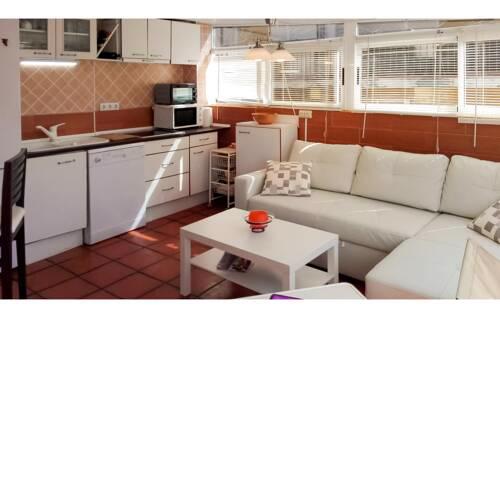 Amazing apartment in Oropesa del Mar w/