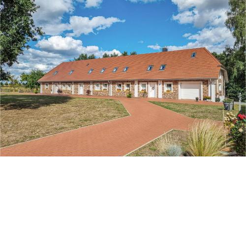 Amazing apartment in Passow OT Charlottenho with WiFi and 1 Bedrooms