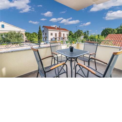 Amazing apartment in Pinezici w/ WiFi and 1 Bedrooms