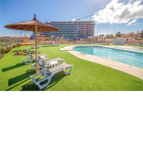Amazing apartment in Playa Paraiso with WiFi, Outdoor swimming pool and 2 Bedrooms