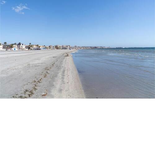 Amazing apartment in Santa Pola with WiFi and 3 Bedrooms