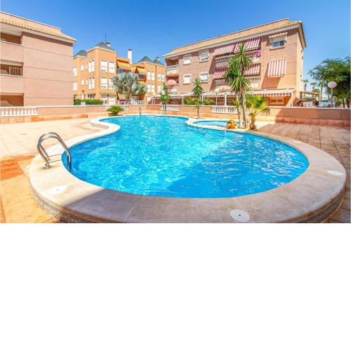 Amazing apartment in Santa Pola with WiFi, Swimming pool and 2 Bedrooms