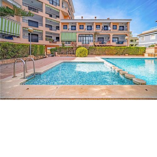 Amazing apartment in Sueca with Outdoor swimming pool, WiFi and 3 Bedrooms