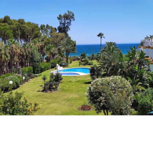 Amazing Beach House Guadalobon
