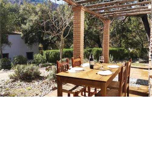 Amazing home in Algatocin with 3 Bedrooms