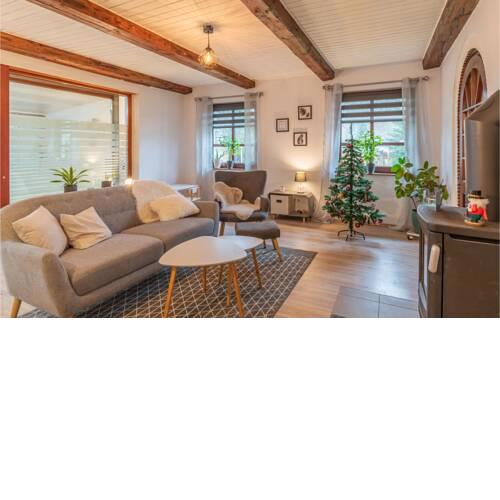 Amazing home in Handewitt with 3 Bedrooms