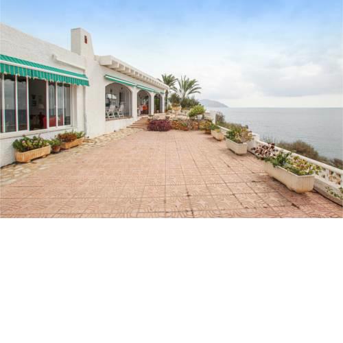 Amazing home in Isla Plana w/ WiFi, Outdoor swimming pool and 3 Bedrooms