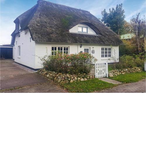 Amazing home in Norddeich with WiFi and 3 Bedrooms