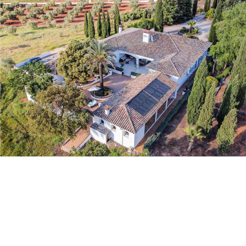 Amazing home in Ronda with Outdoor swimming pool, Private swimming pool and 5 Bedrooms