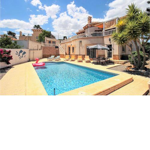 Amazing home in San Miguel de Salinas with Outdoor swimming pool and 6 Bedrooms