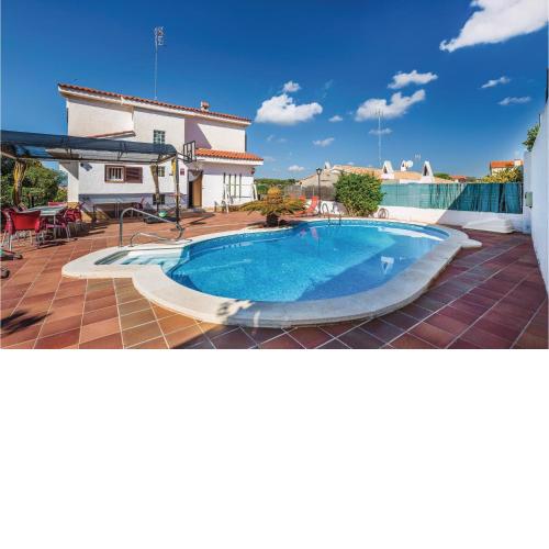 Amazing home in Vilanova i La Geltrú with WiFi and 4 Bedrooms