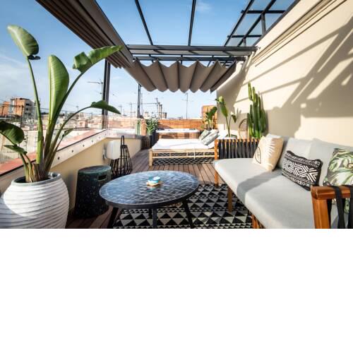 Amazing new apartment with rooftop jacuzzi