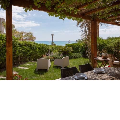 Amazing sea front house BAÑOS DE LA REINA CAMPELLO