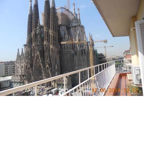 Amazing views of Sagrada Familia