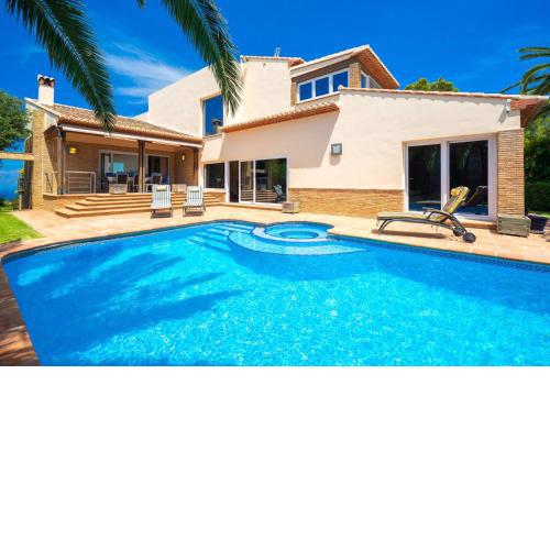 Amazing Villa Sea Views