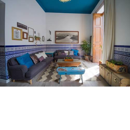 Aminta Home