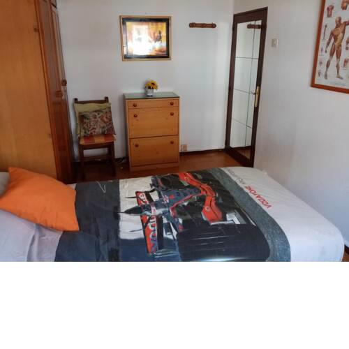 Amplia habitación cerca hospital Valdecilla