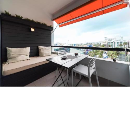 Amplio estudio con Terraza inmejorables vistas a toda La Ciudad