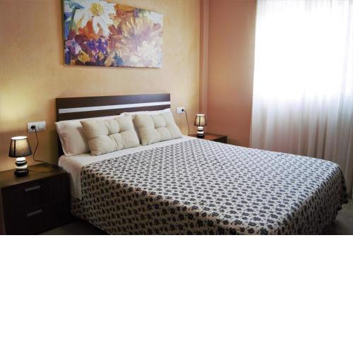 Amplio Piso 8 mts Mezquita - WIFI - A/C - Parking