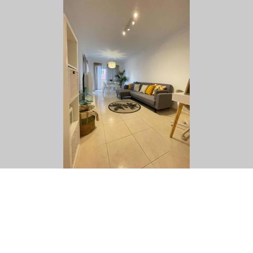 Amplio y cómodo apartamento en Callao Salvaje.
