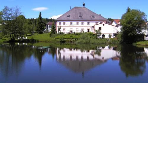 Amweia Hotel & Restaurant