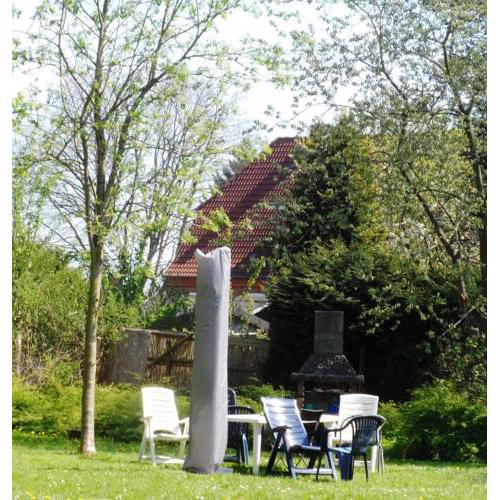 An den Kirschbäumen - a44756