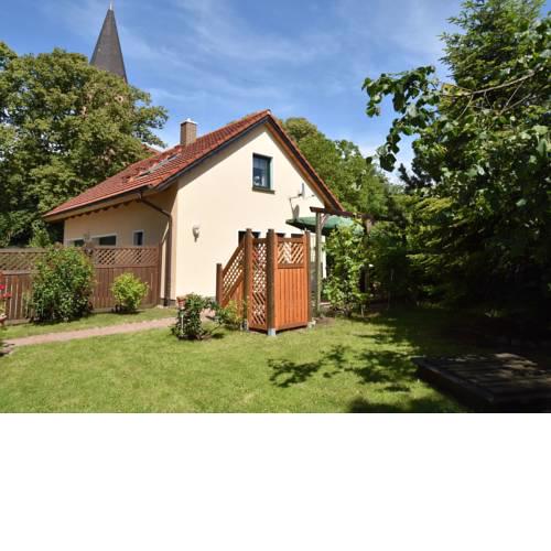 Idyllic Holiday Home in Steffenshagen near the Forest