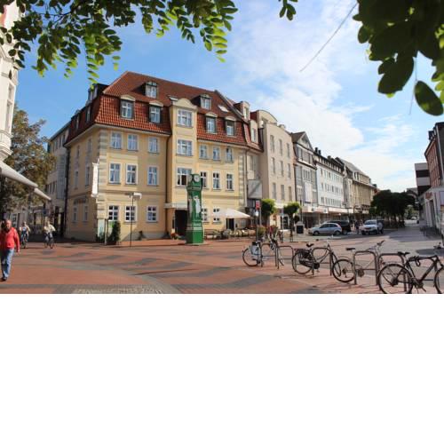 An der Persiluhr Stadt-gut-Hotel
