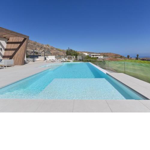 an impressive villa 6 bedroom private pool in Salobre Golf Resort