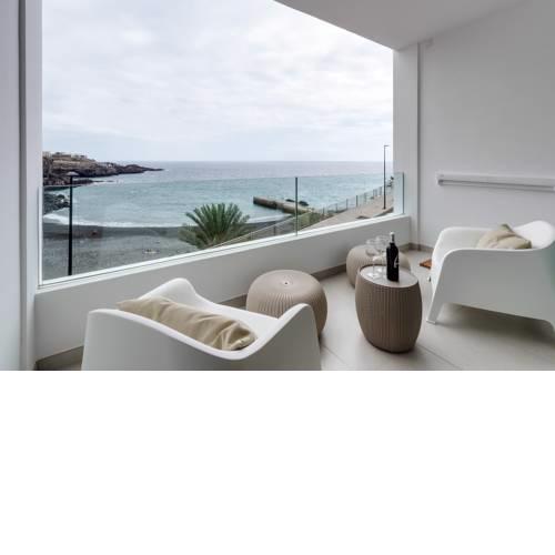Ancla Luxe Studio FREE WIFI