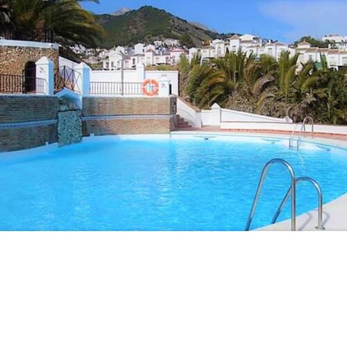 Andalusian charm and 365-day pool