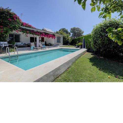 Andalusian House near the beach with Private Pool and BBQ